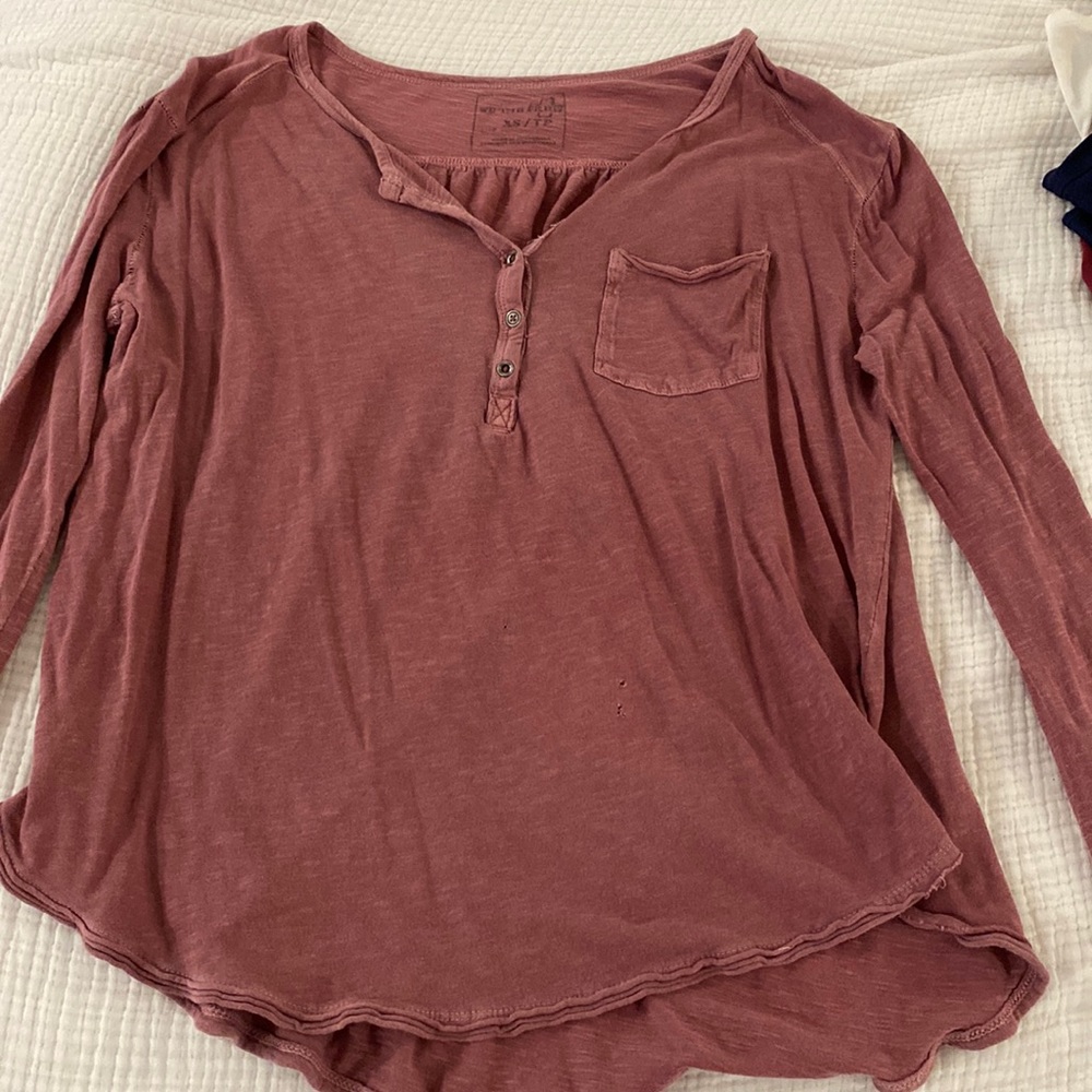 XS we the free Henley